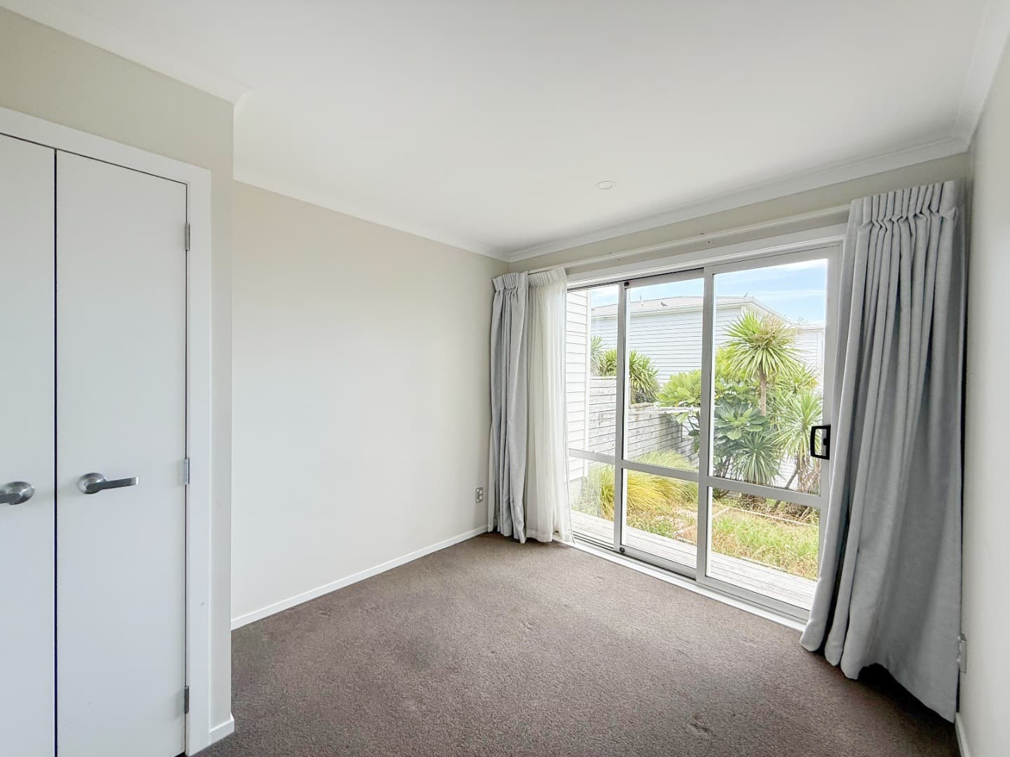 7 Panakenake Way, Flat Bush, Auckland thumbnail 10